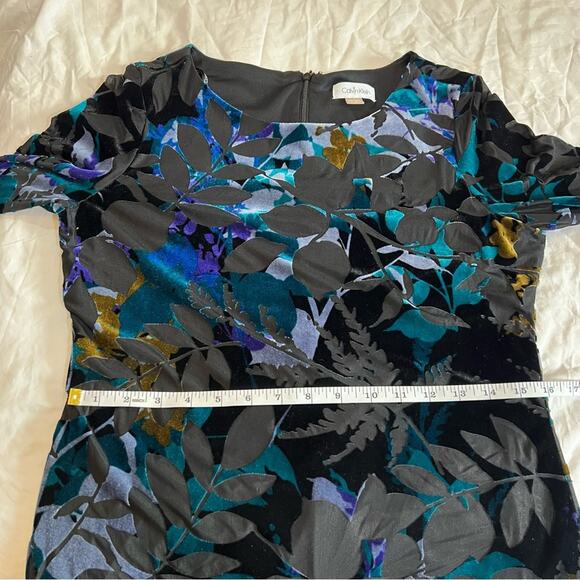Calvin Klein Velvet Burnout Bodycon Bell Sleeve Dress size 6 - Picture 7 of 12